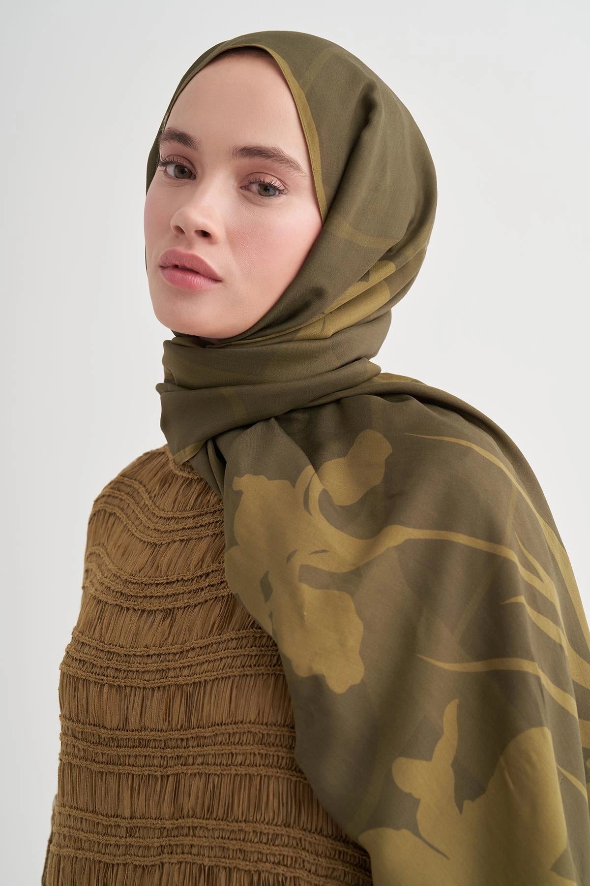 GİZLİ BAHÇE - Zeytin Yeşili Floş Şal
