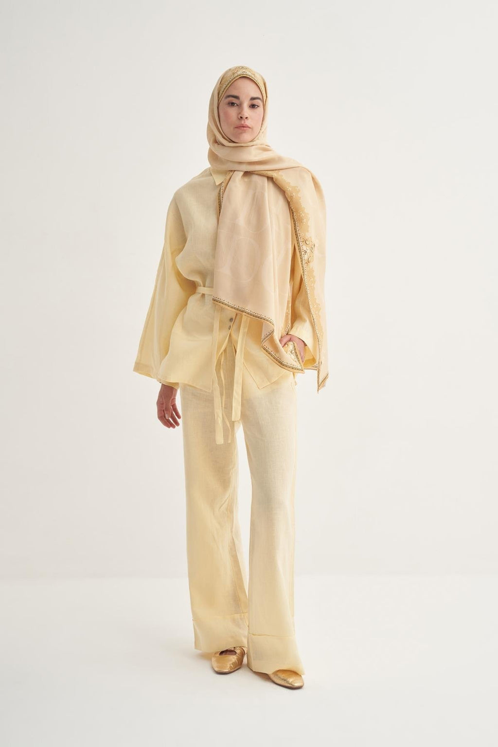 EFSA - Altın Floş Şal