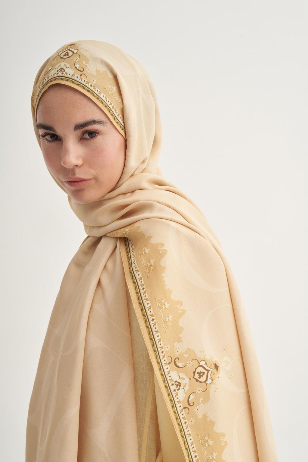 EFSA - Altın Floş Şal