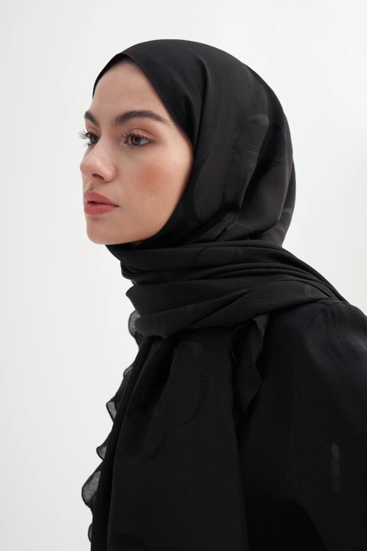 HALE - Siyah Floş Jakar Şal