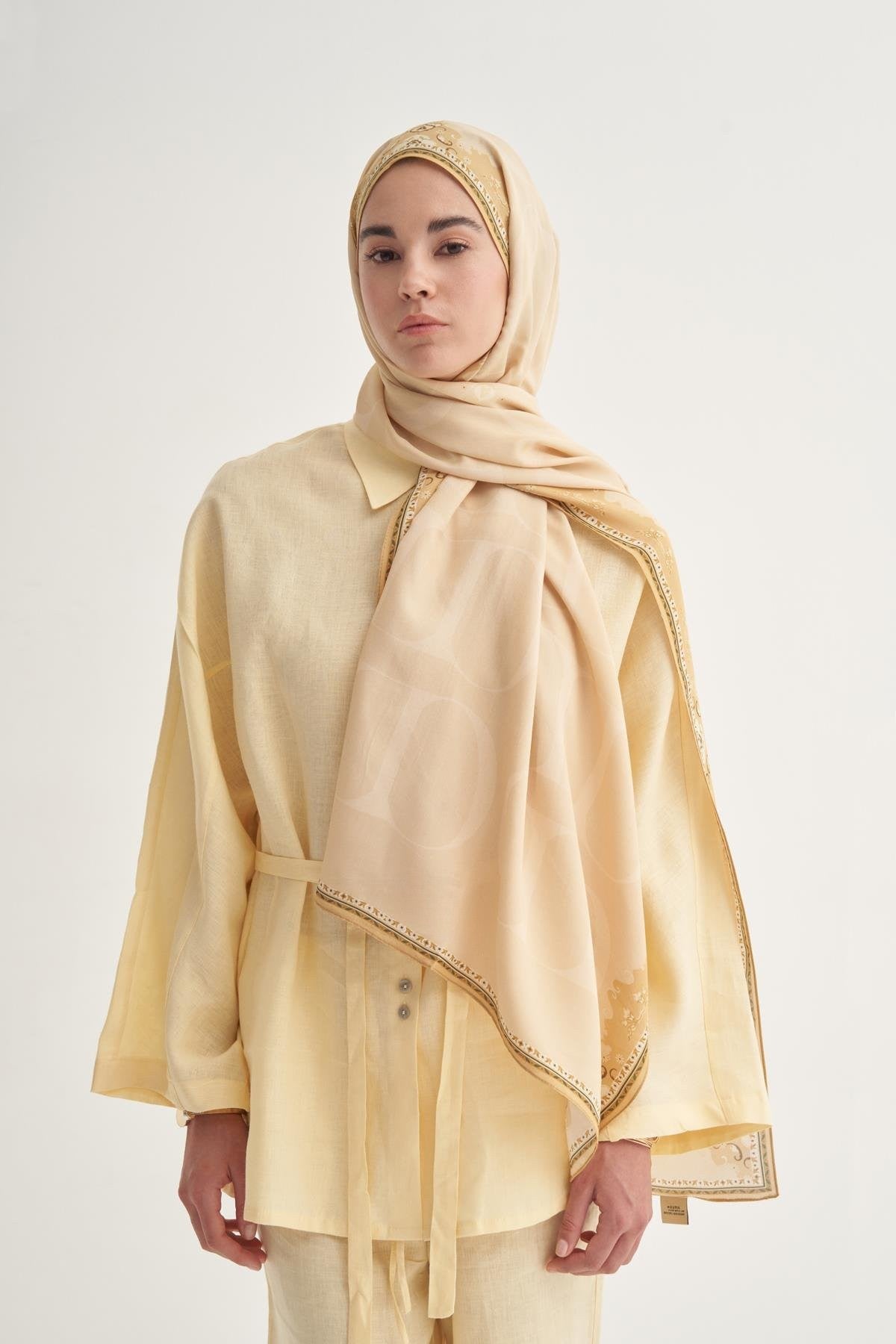 EFSA - Altın Floş Şal